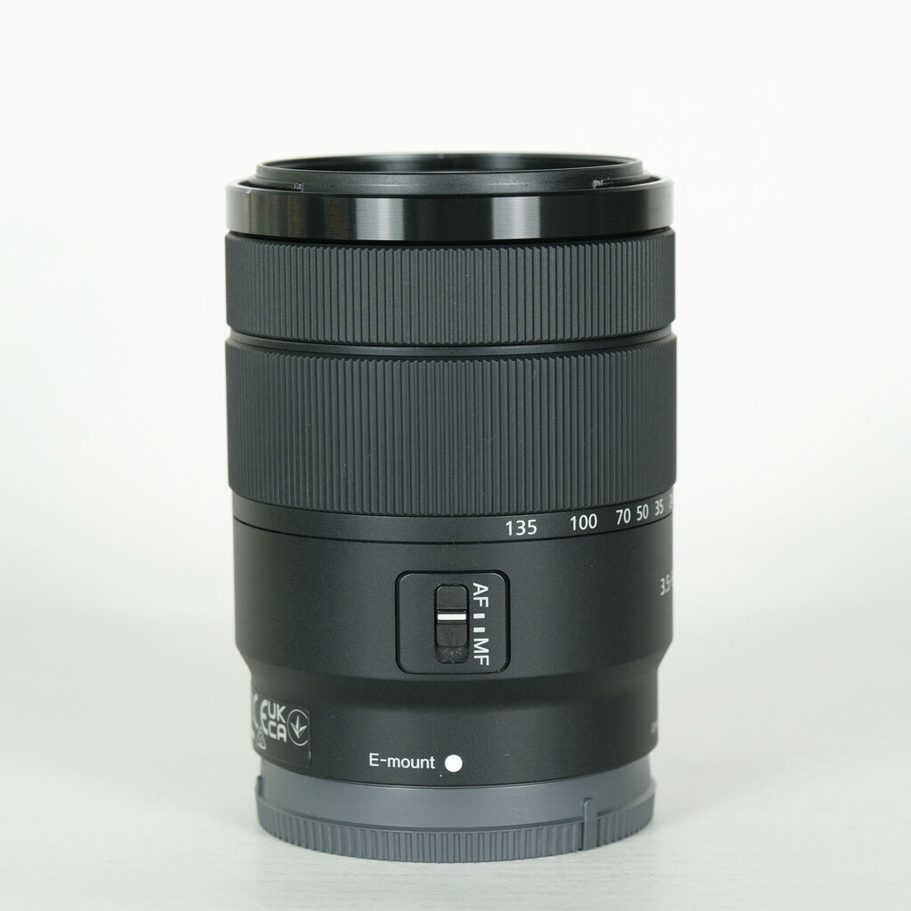 SONY E 18-135mm F3.5-5.6 OSS SEL18135の出品 | ONE SCENE（ワンシーン）