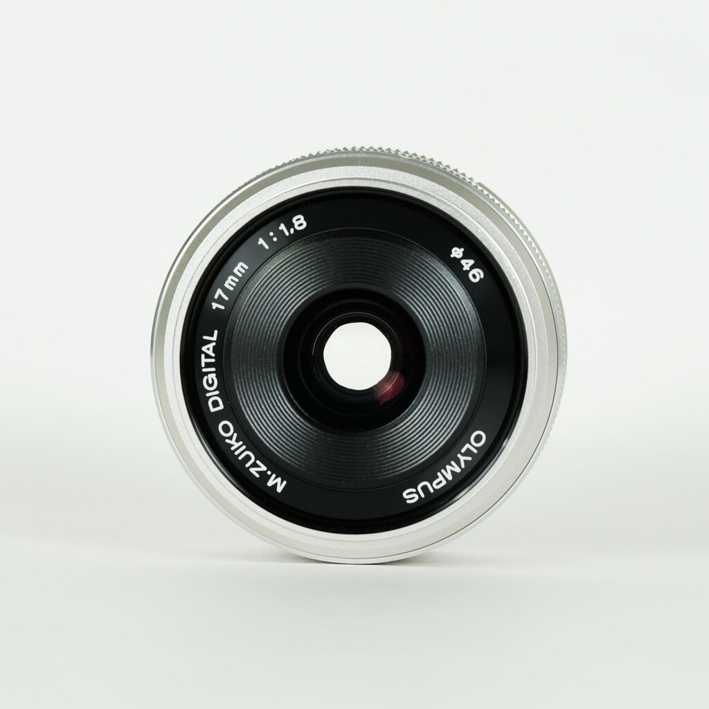 OLYMPUS M.ZUIKO DIGITAL 17mm F1.8