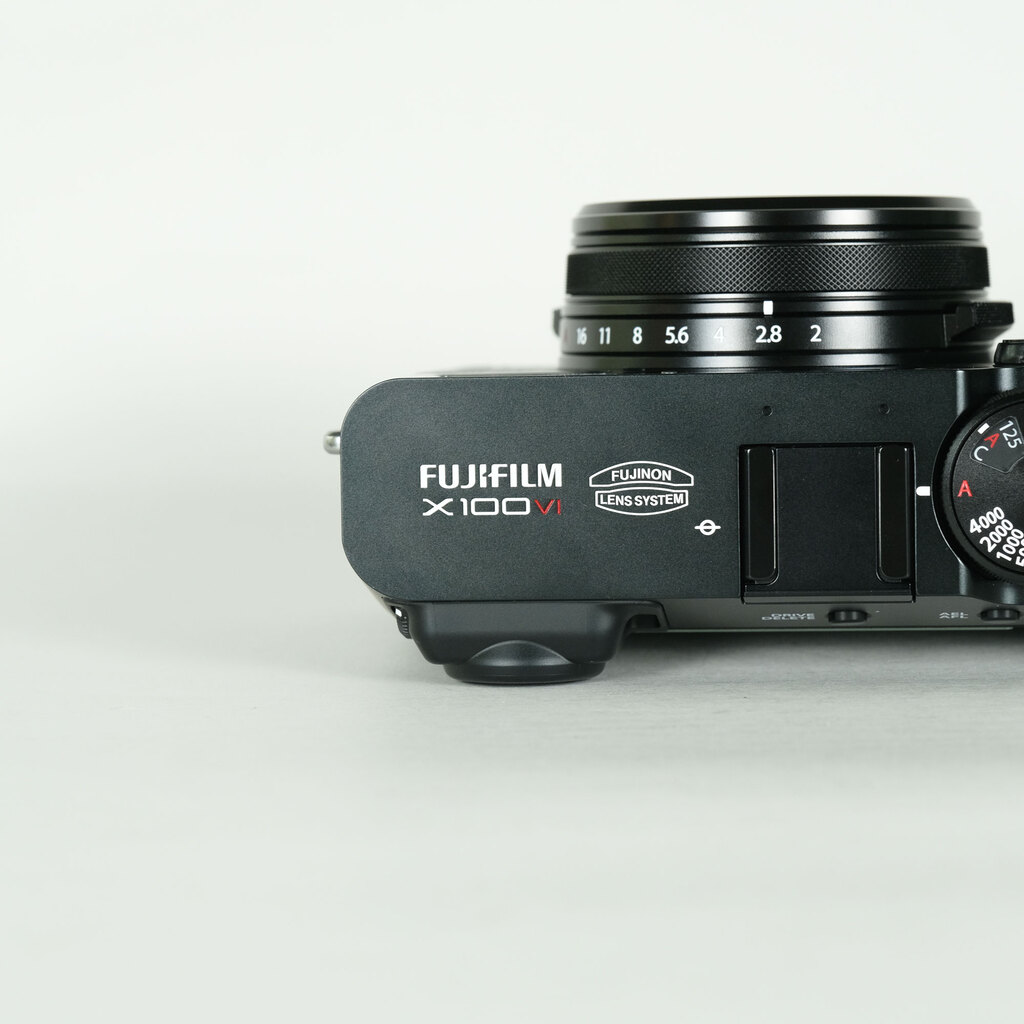 FUJIFILM X100VIの出品 | ONE SCENE（ワンシーン）