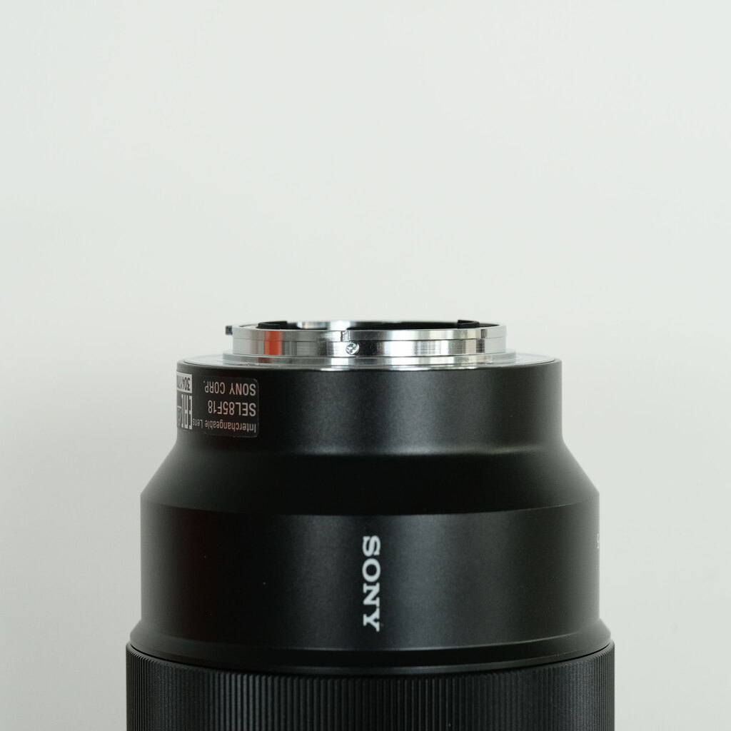 SONY FE 85mm F1.8 SEL85F18