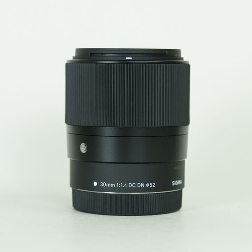 SIGMA 30mm F1.4 DC DN｜Contemporary [キヤノンM用]