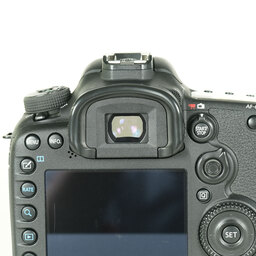 Canon EOS 7D Mark II