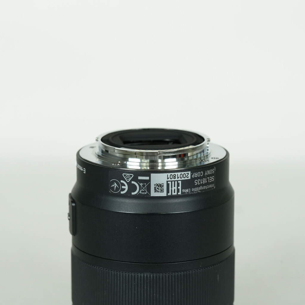 SONY E 18-135mm F3.5-5.6 OSS SEL18135の出品 | ONE SCENE（ワンシーン）