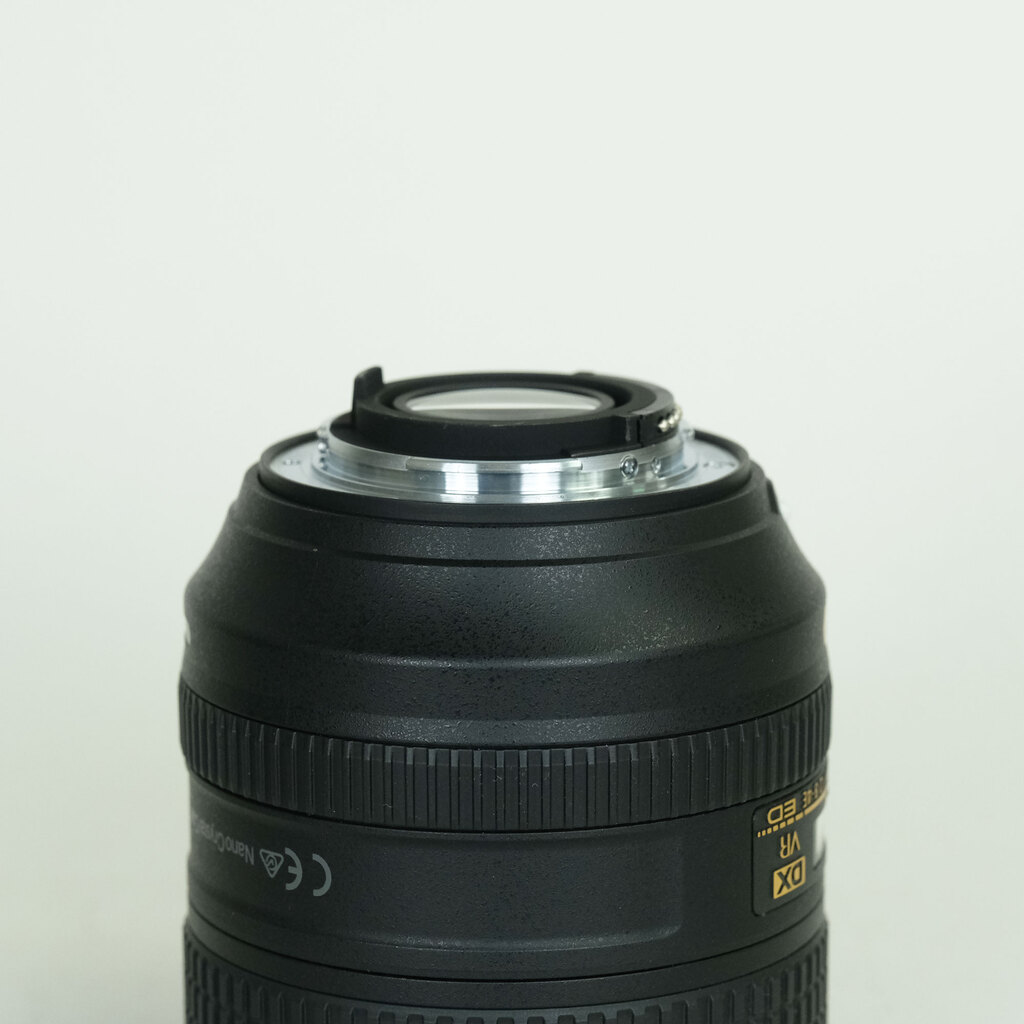 Nikon AF-S DX NIKKOR 16-80mm f/2.8-4E ED VR Nikon AF-S DX NIKKOR 16-80mm f/2.8-4E ED VR