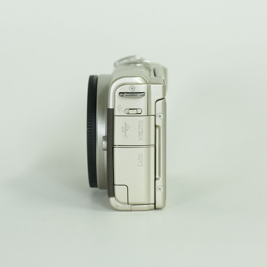 Canon EOS M200 ボディ リミテッドゴールド