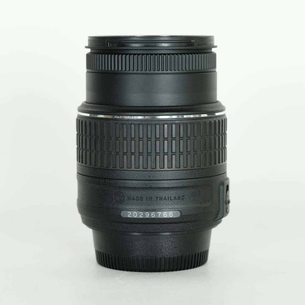 Nikon AF-S DX NIKKOR 18-55mm f3.5-5.6G VR II