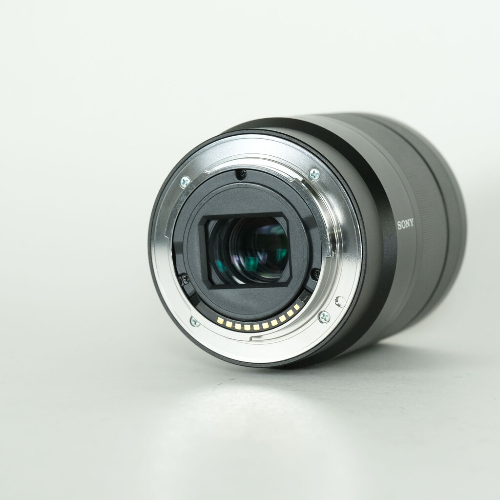 SONY Vario-Tessar T＊ E 16-70mm F4 ZA OSS SEL1670Z