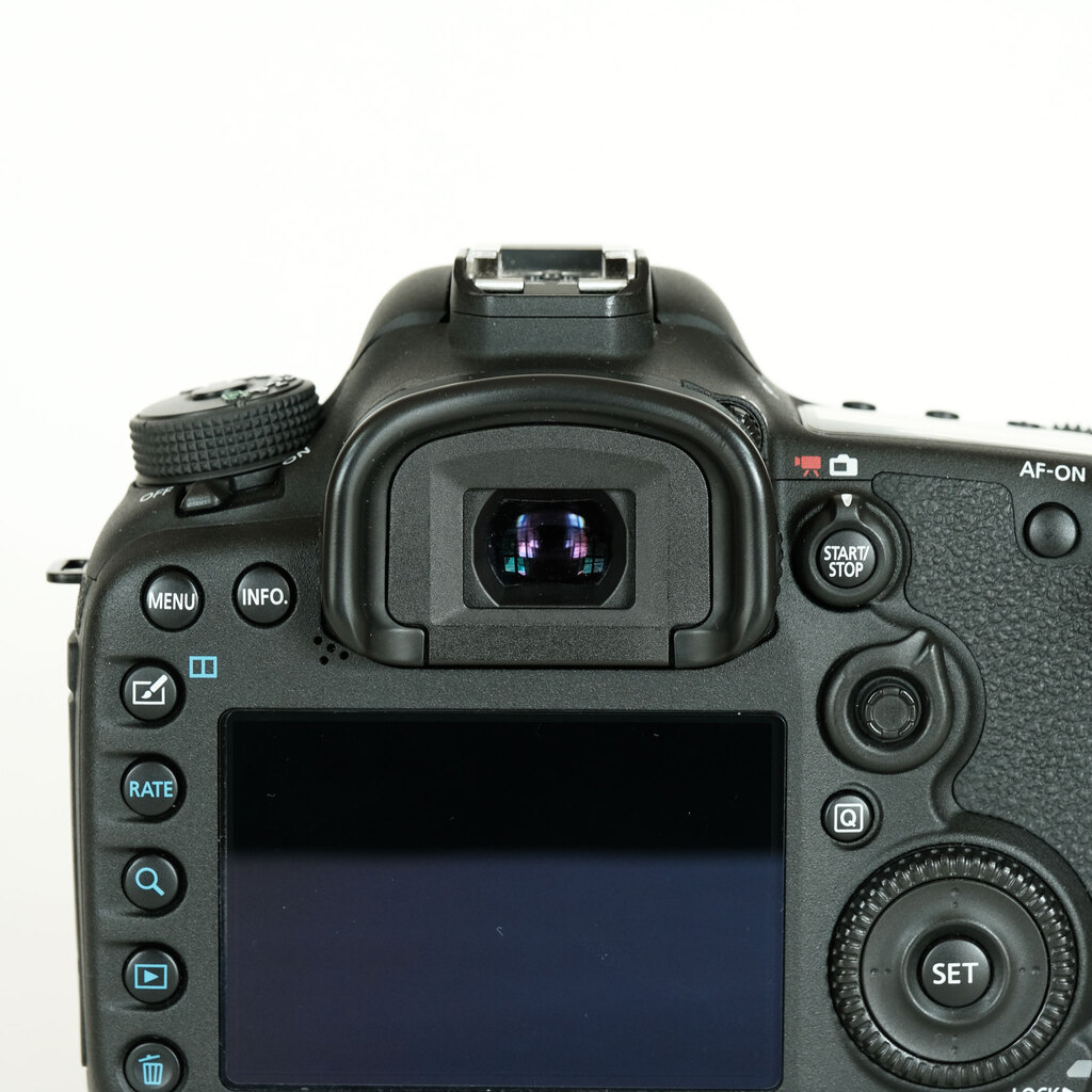 Canon EOS 7D Mark II
