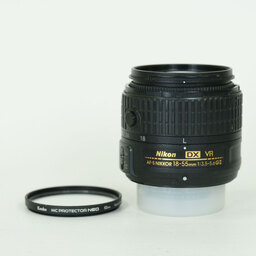 Nikon AF-S DX NIKKOR 18-55mm f3.5-5.6G VR II