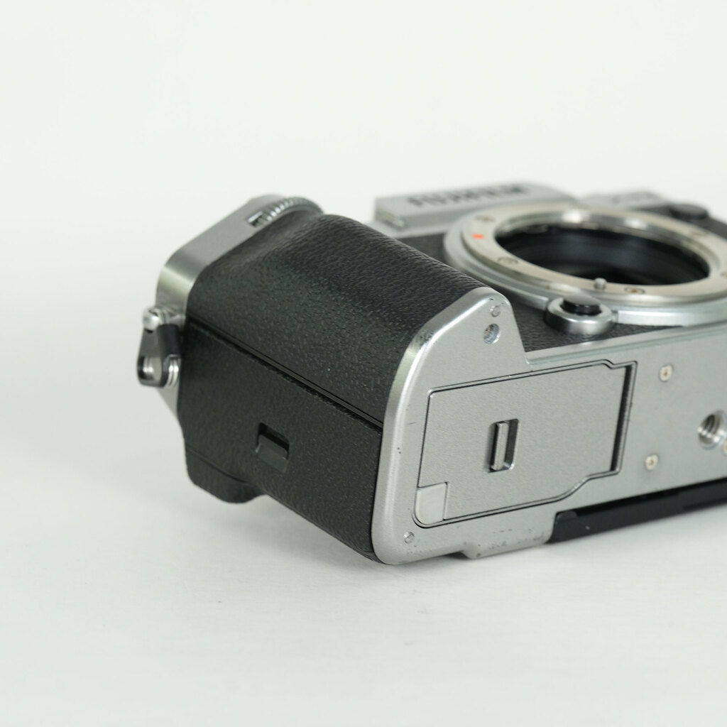 FUJIFILM X-T5の出品 | ONE SCENE（ワンシーン）