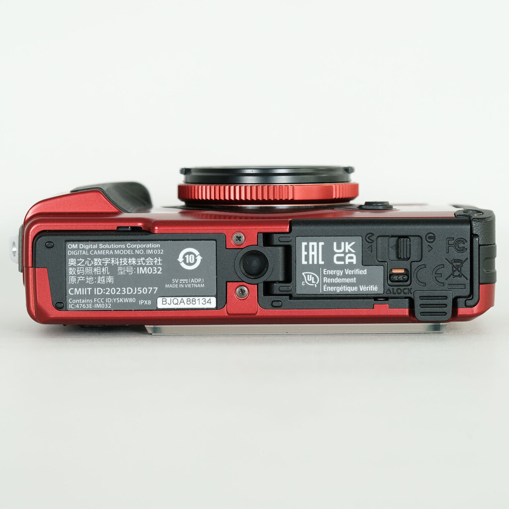 OM SYSTEM Tough TG-7 レッドの出品 | ONE SCENE（ワンシーン）