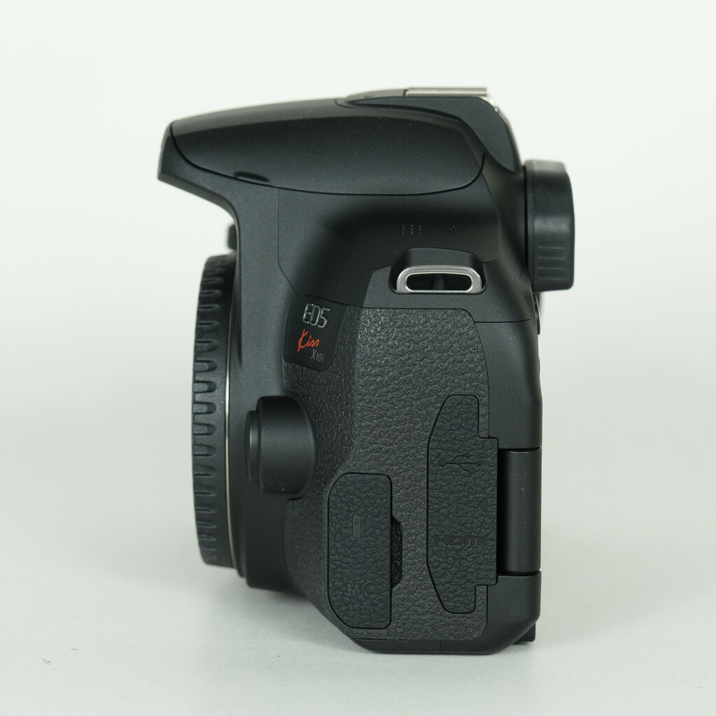 Canon EOS Kiss X10i Canon EOS Kiss X10i