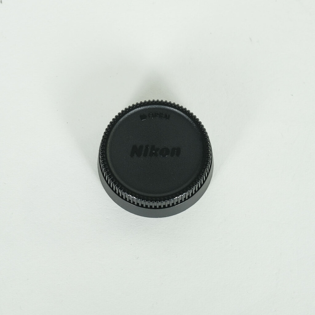 Nikon AF-S DX VR Zoom-Nikkor 18-200mm F3.5-5.6G IF-ED