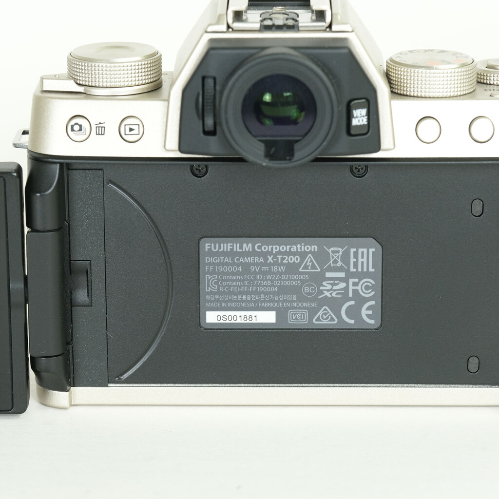 FUJIFILM X-T200 ボディ シャンパンゴールド