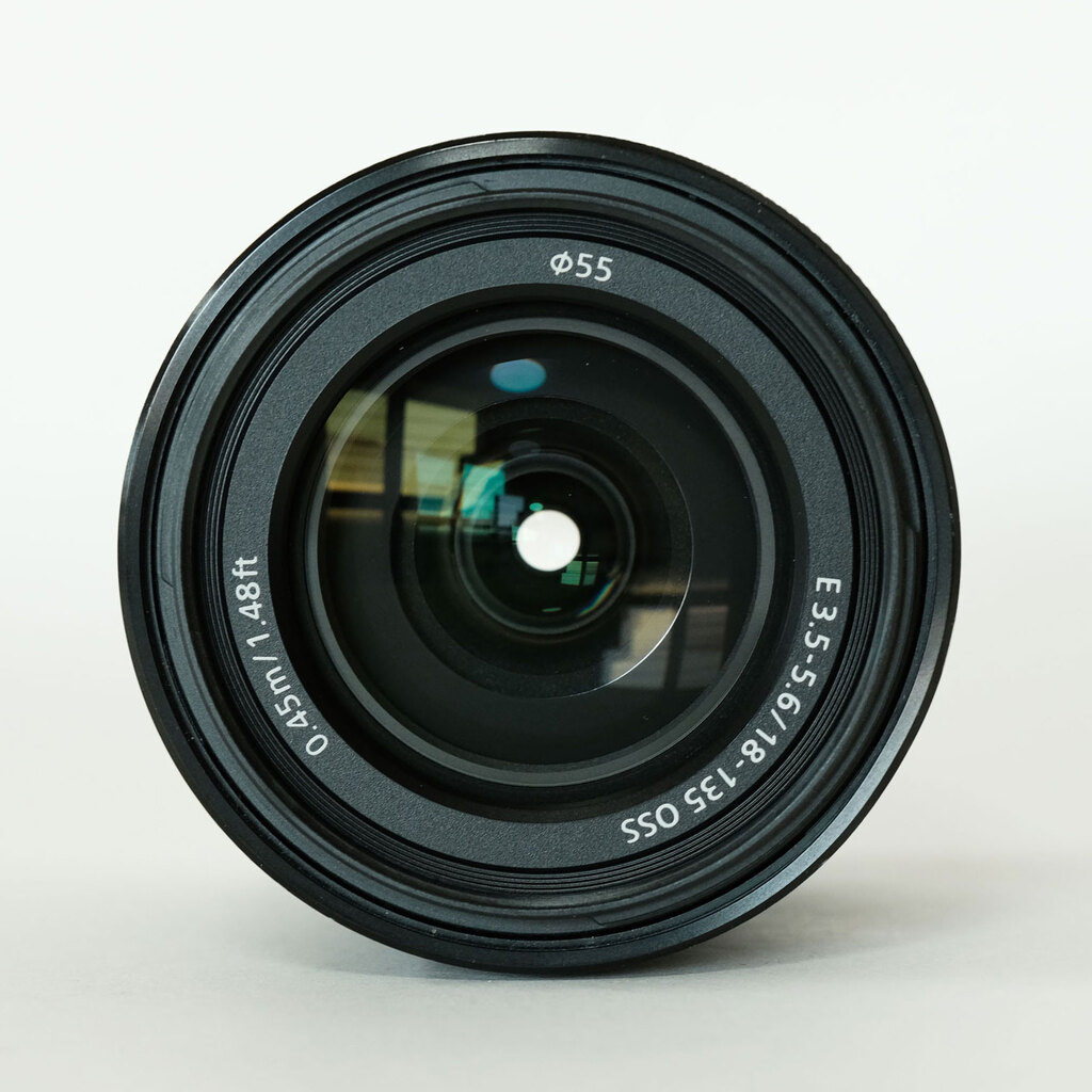 SONY E 18-135mm F3.5-5.6 OSS SEL18135