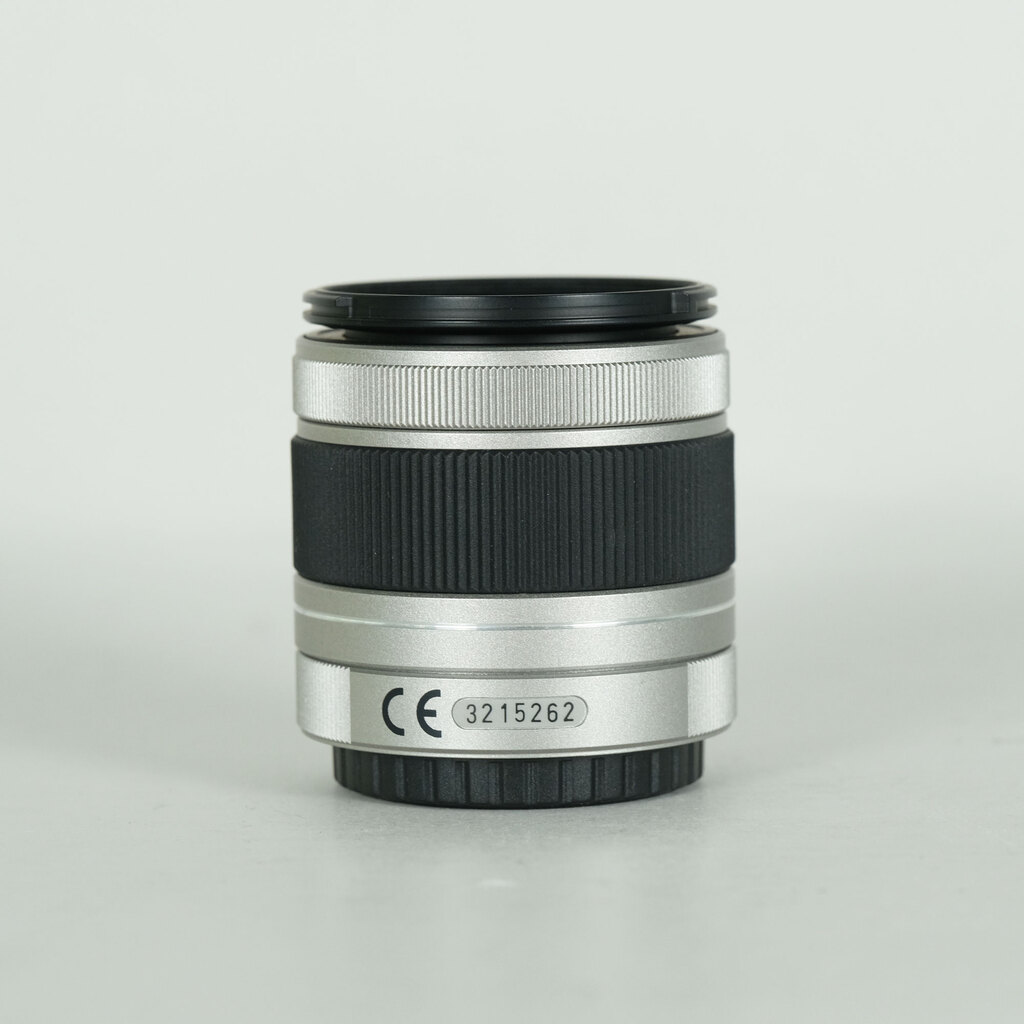 PENTAX 02 STANDARD ZOOM シルバーの出品 | ONE SCENE（ワンシーン）