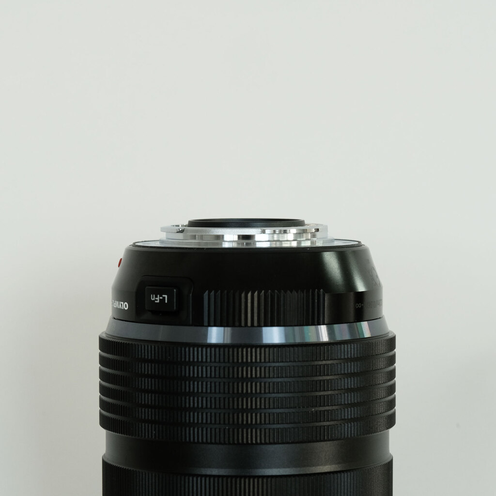 OLYMPUS M.ZUIKO DIGITAL ED 12-40mm F2.8 PRO OLYMPUS M.ZUIKO DIGITAL ED 12-40mm F2.8 PRO