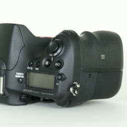 SONY α77IIボディ ILCA-77M2