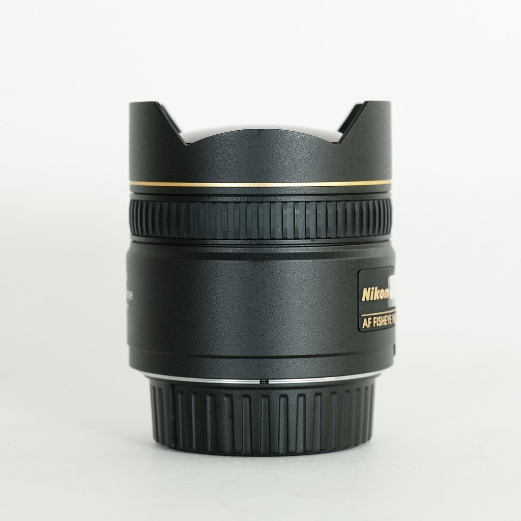 Nikon AF DX Fisheye-Nikkor 10.5mm F2.8G ED