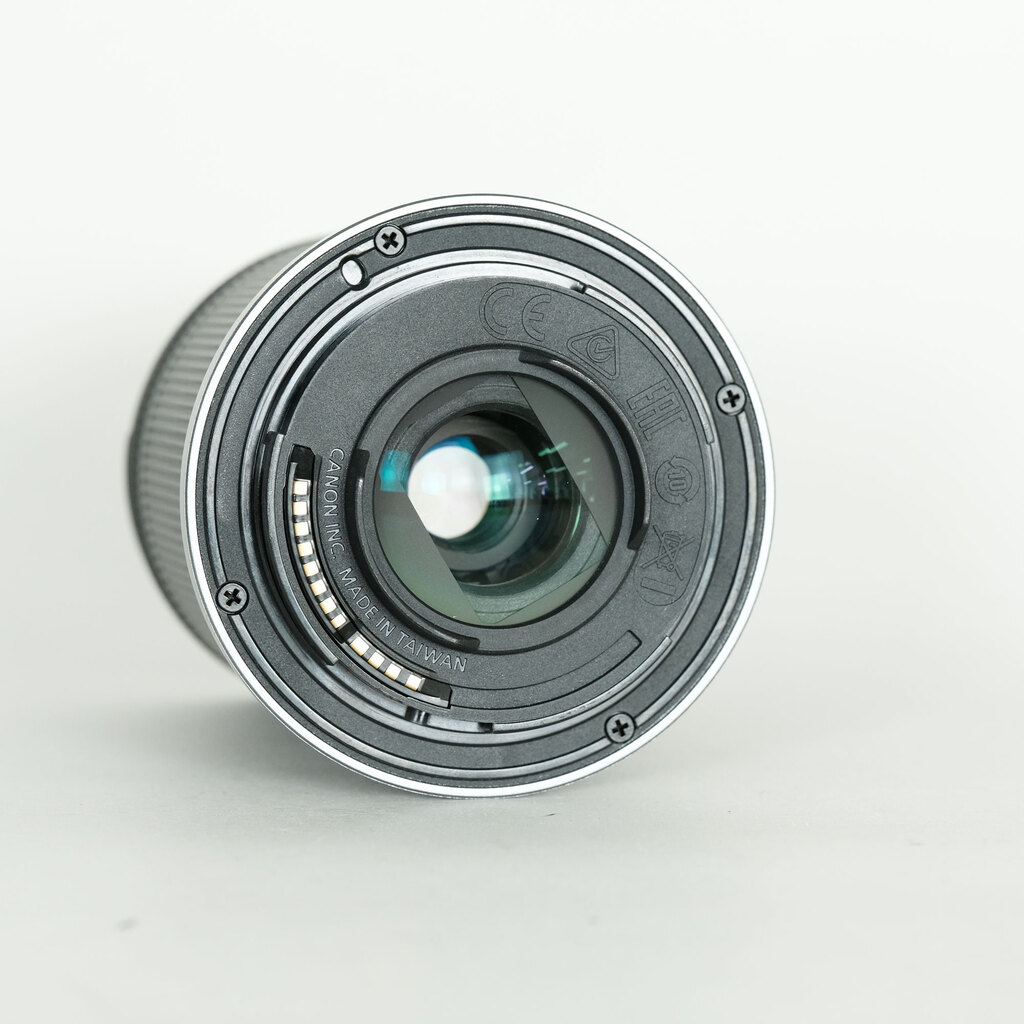 Canon RF-S18-150mm F3.5-6.3 IS STM