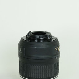 Nikon AF-S DX NIKKOR 18-55mm F3.5-5.6 G VR