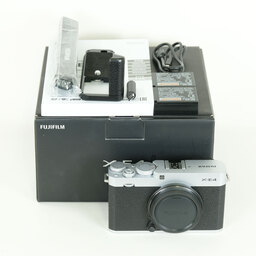 FUJIFILM X-E4 FUJIFILM X-E4