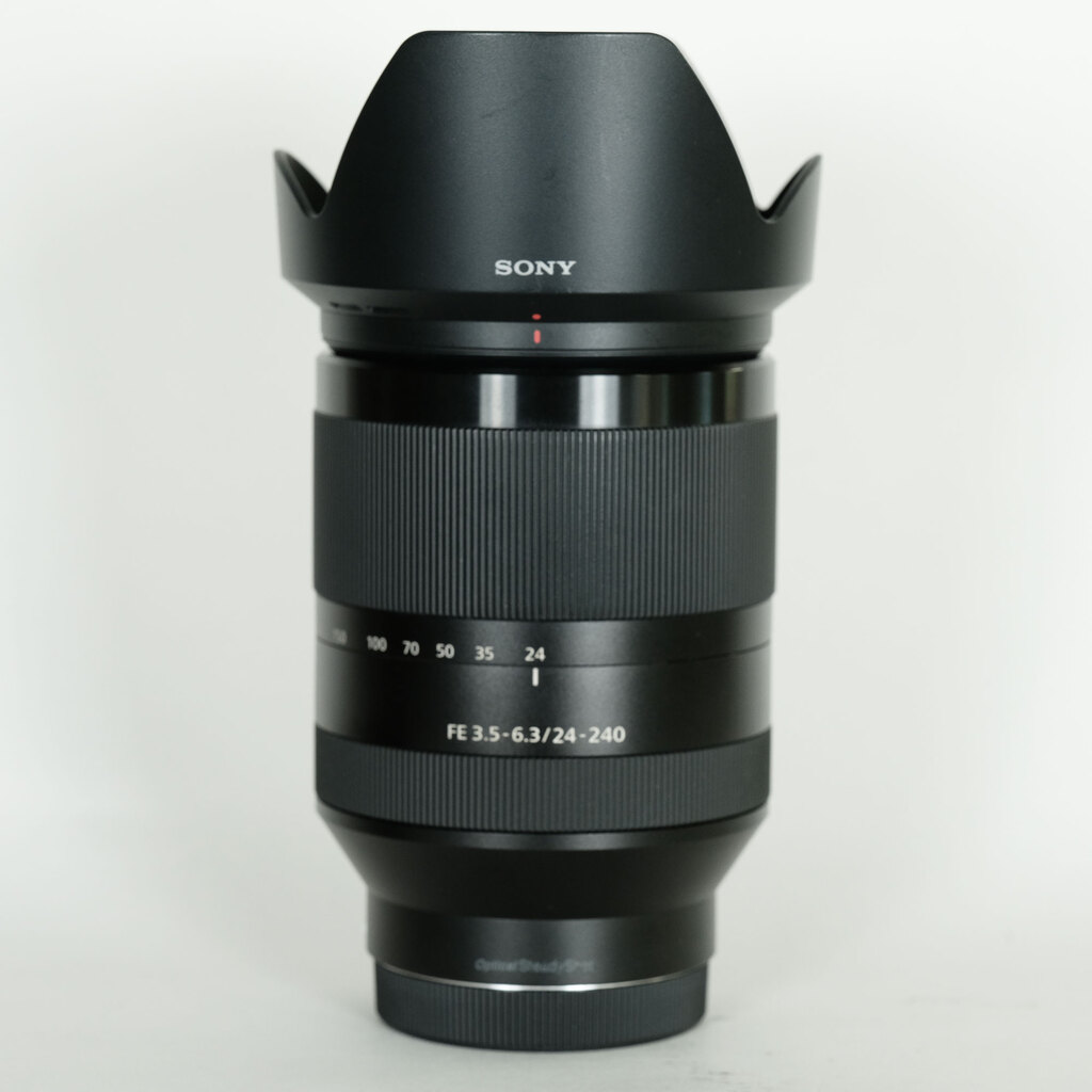SONY FE 24-240mm F3.5-6.3 OSS SEL24240