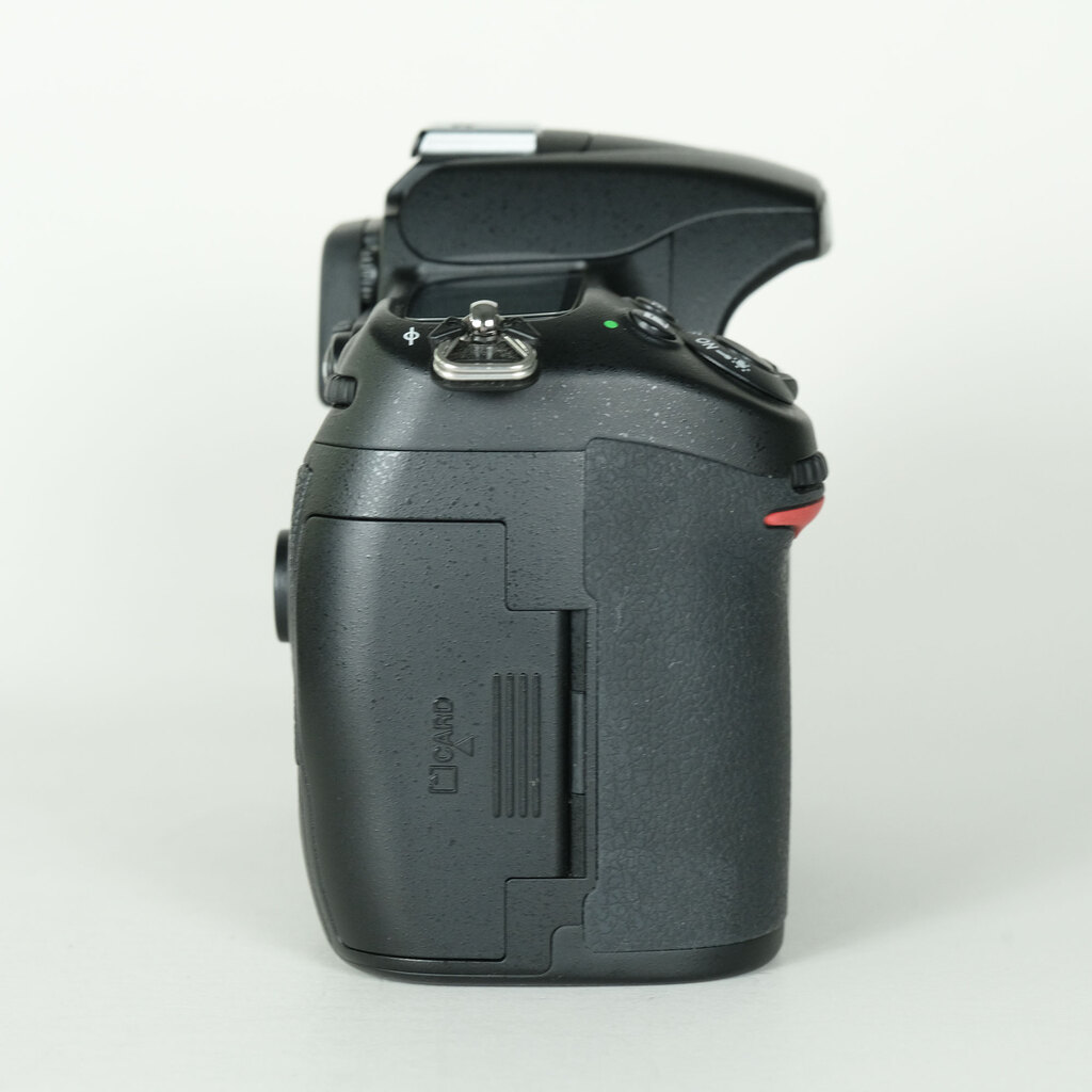 Nikon D300S ボディの出品 | ONE SCENE（ワンシーン）