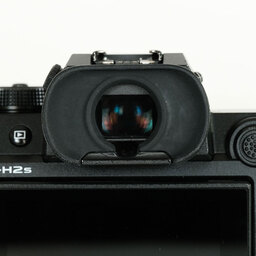 FUJIFILM X-H2S