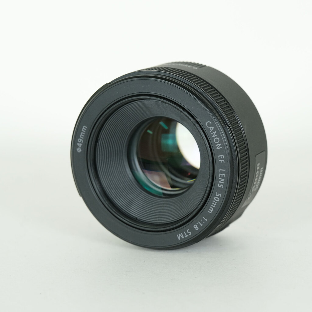 Canon EF50mm F1.8 STM
