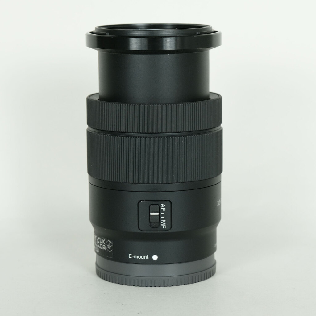 SONY E 18-135mm F3.5-5.6 OSS SEL18135