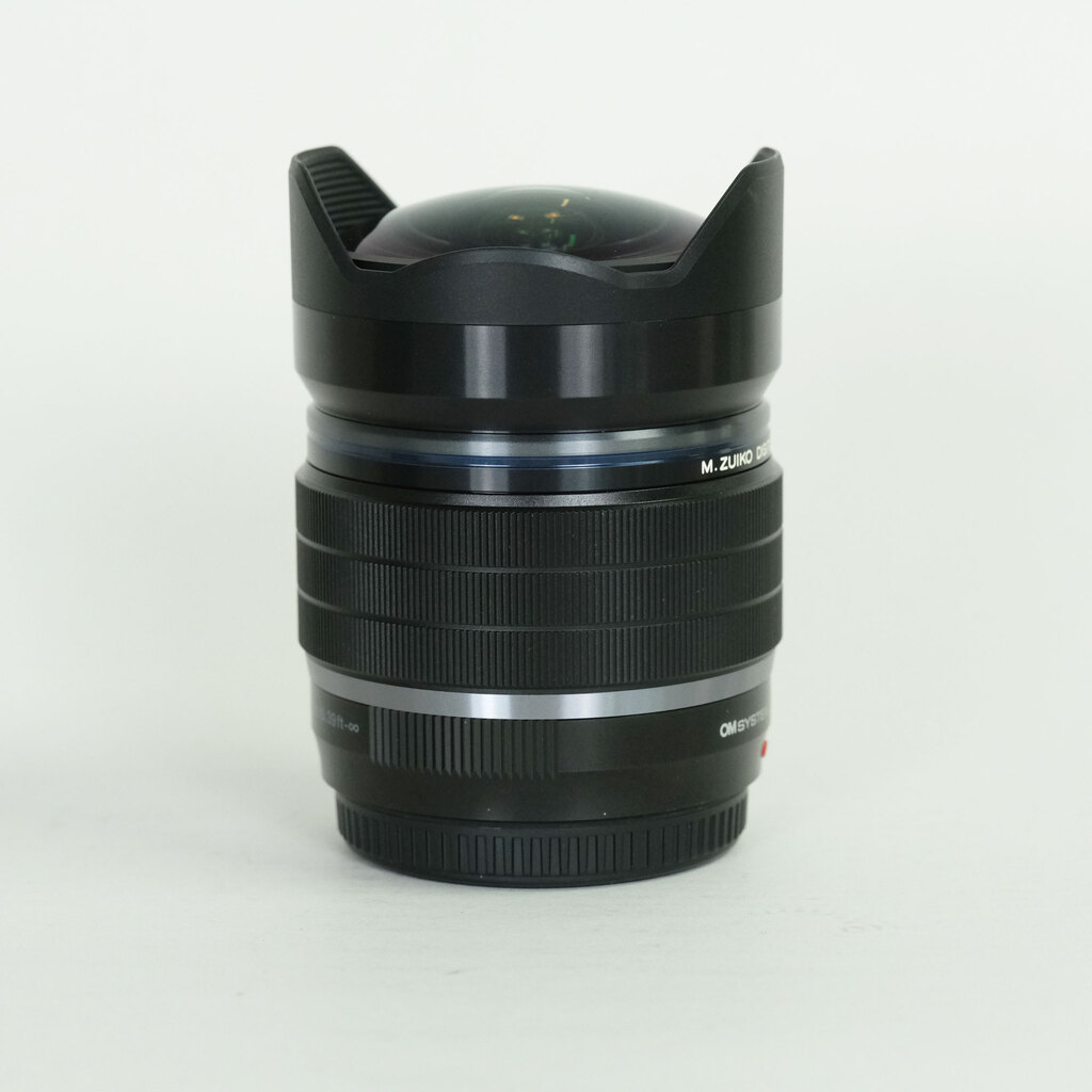 OLYMPUS M.ZUIKO DIGITAL ED 8mm F1.8 Fisheye PRO OLYMPUS M.ZUIKO DIGITAL ED 8mm F1.8 Fisheye PRO