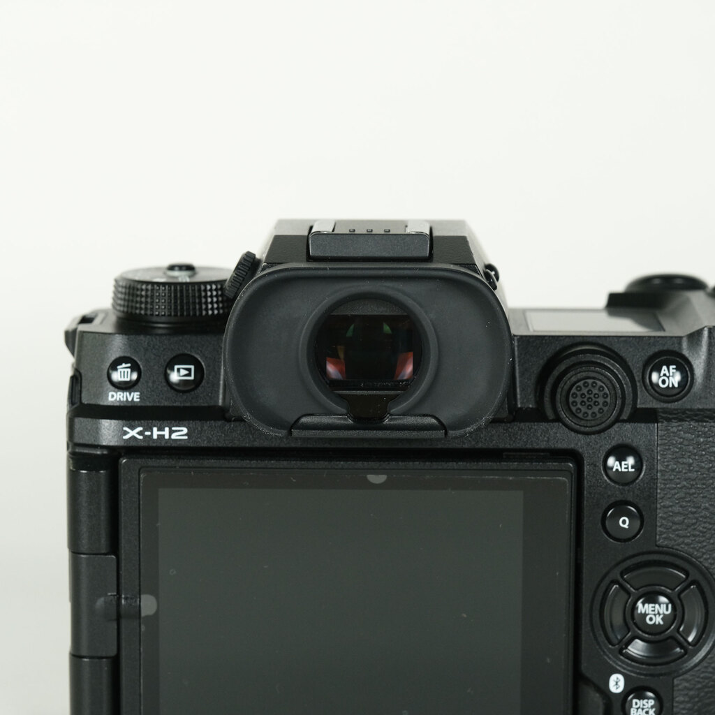 FUJIFILM X-H2 FUJIFILM X-H2