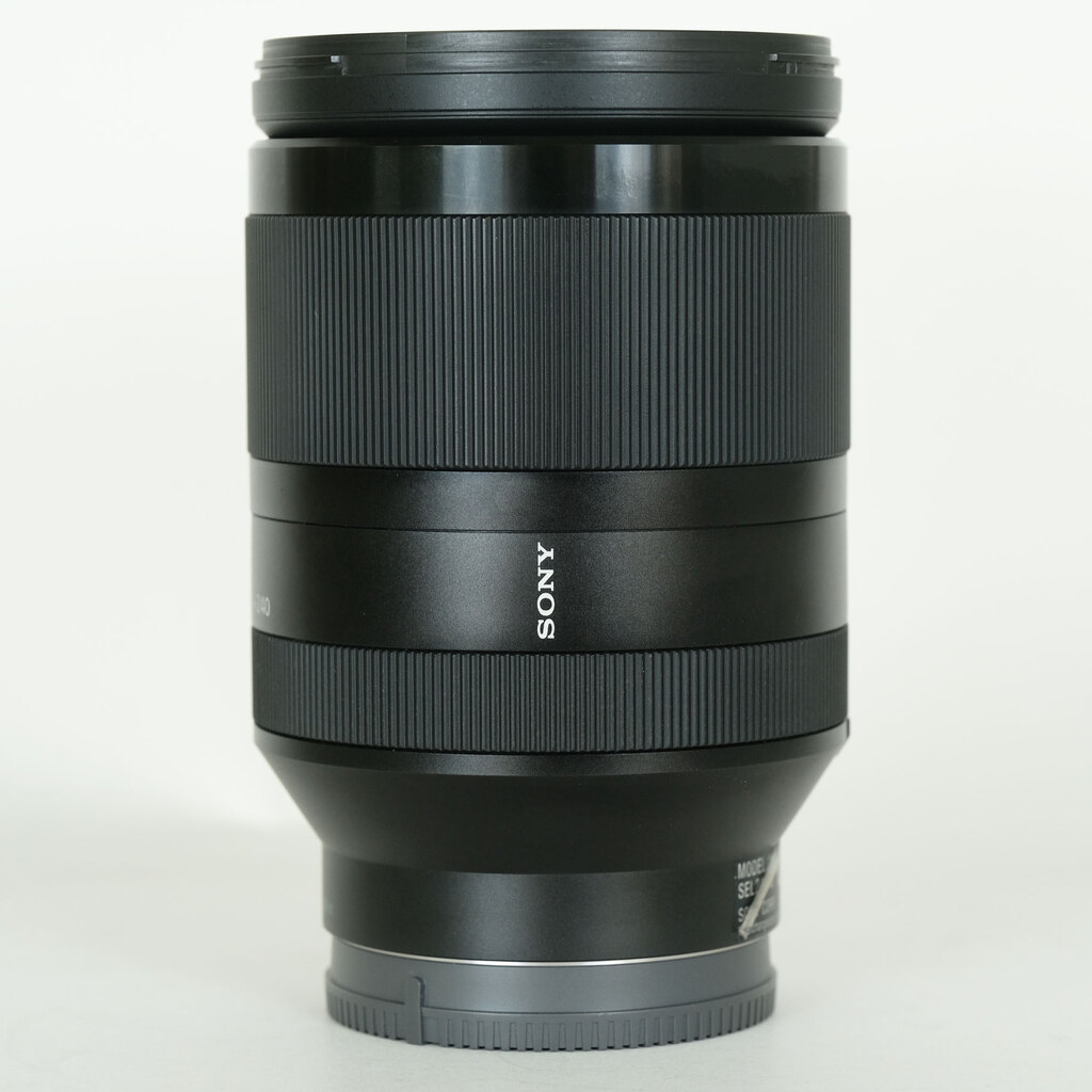 SONY FE 24-240mm F3.5-6.3 OSS SEL24240