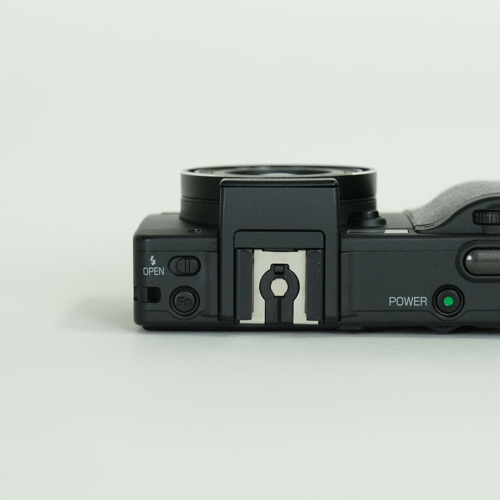 RICOH Caplio GX100 VF KIT RICOH Caplio GX100 VF KIT