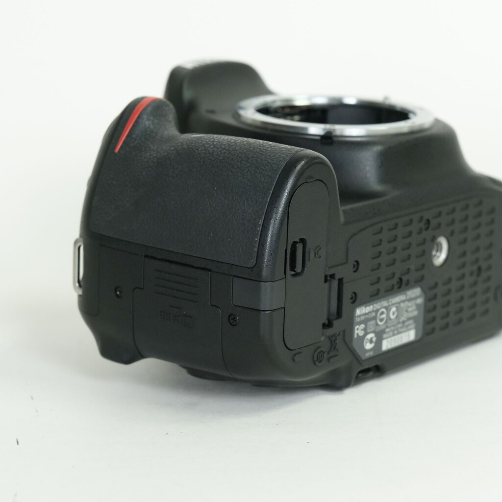 Nikon D5200 ボディ ブラック