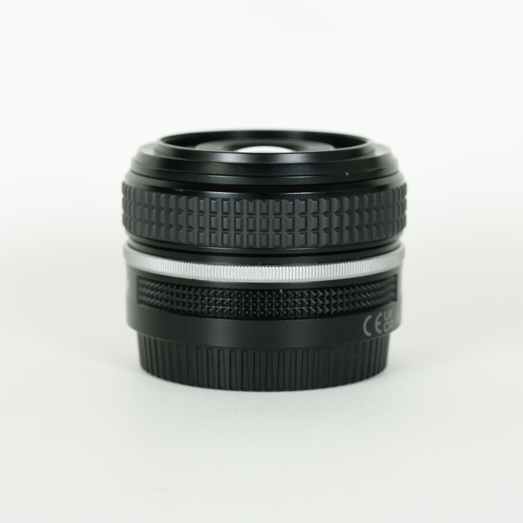 Nikon NIKKOR Z 40mm f/2 Nikon NIKKOR Z 40mm f/2