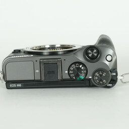 Canon EOS M6 Canon EOS M6