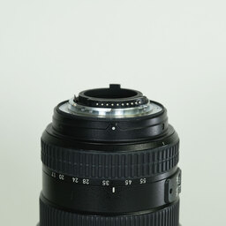 Nikon AF-S DX Zoom-Nikkor 17-55mm f/2.8G IF-ED Nikon AF-S DX Zoom-Nikkor 17-55mm f/2.8G IF-ED