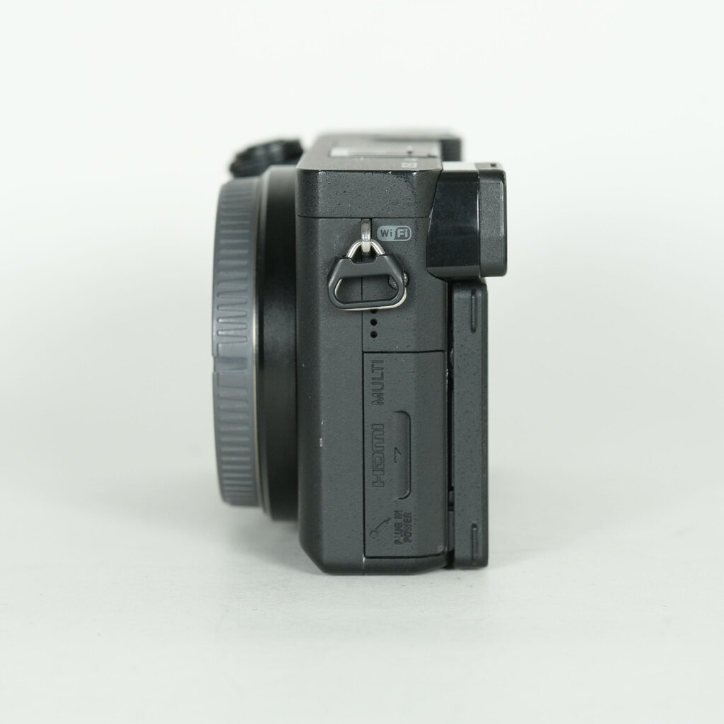 SONY α6300(ILCE-6300) SONY α6300(ILCE-6300)