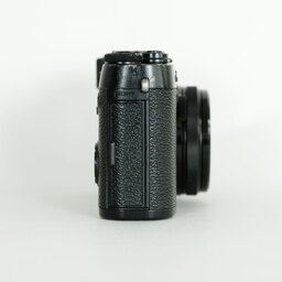 FUJIFILM X100F ブラック