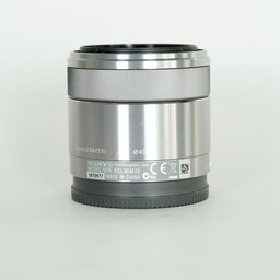 SONY E 30mm F3.5 Macro SEL30M35