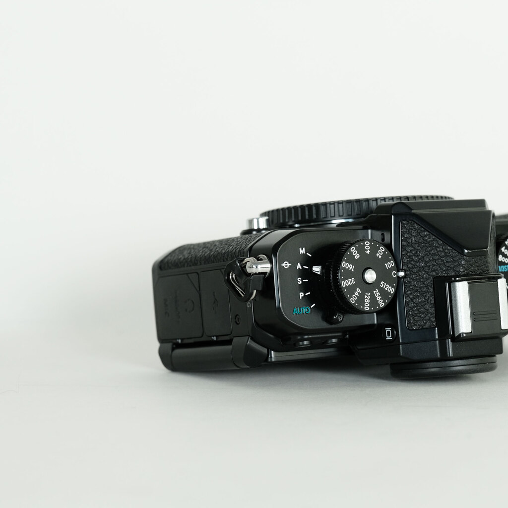 Nikon Z fの出品 | ONE SCENE（ワンシーン）