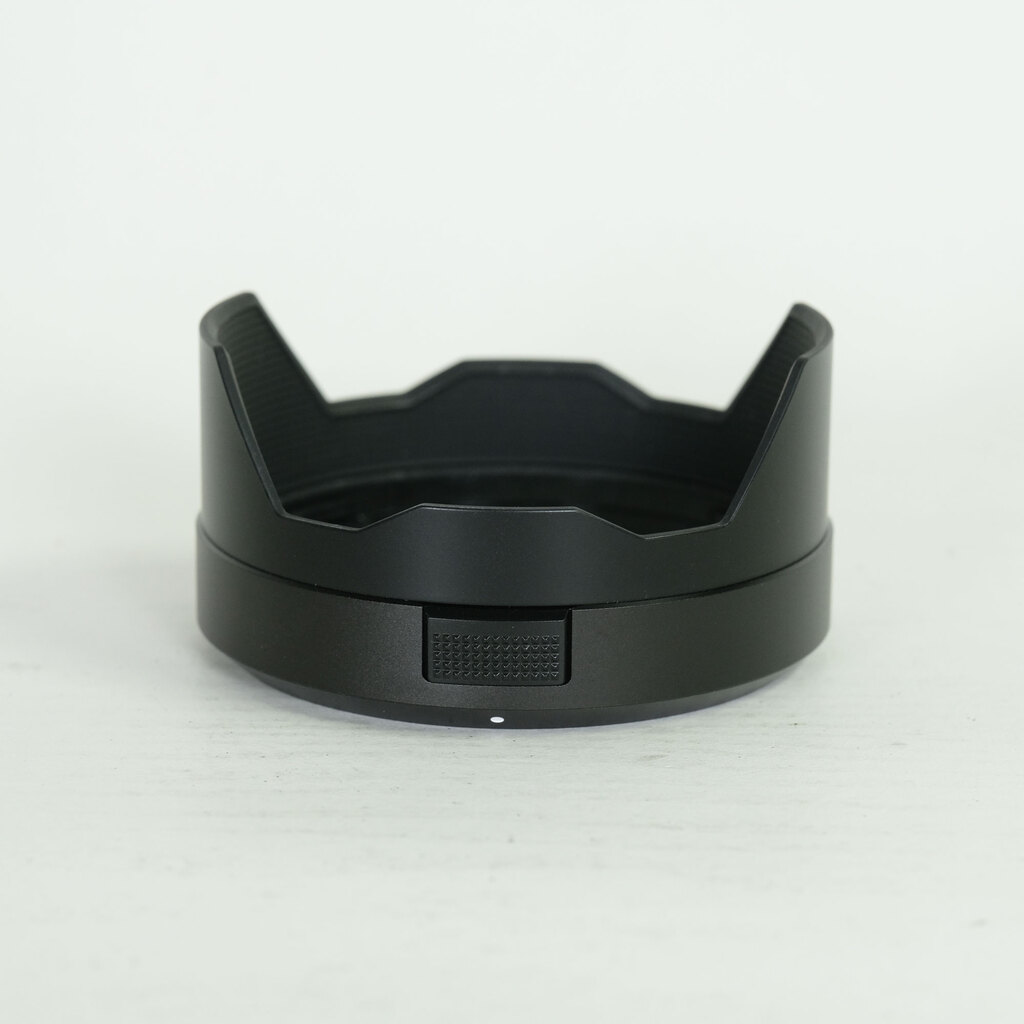 Panasonic LEICA DG VARIO-ELMARIT 12-60mm / F2.8-4.0 ASPH. / POWER O.I.S.