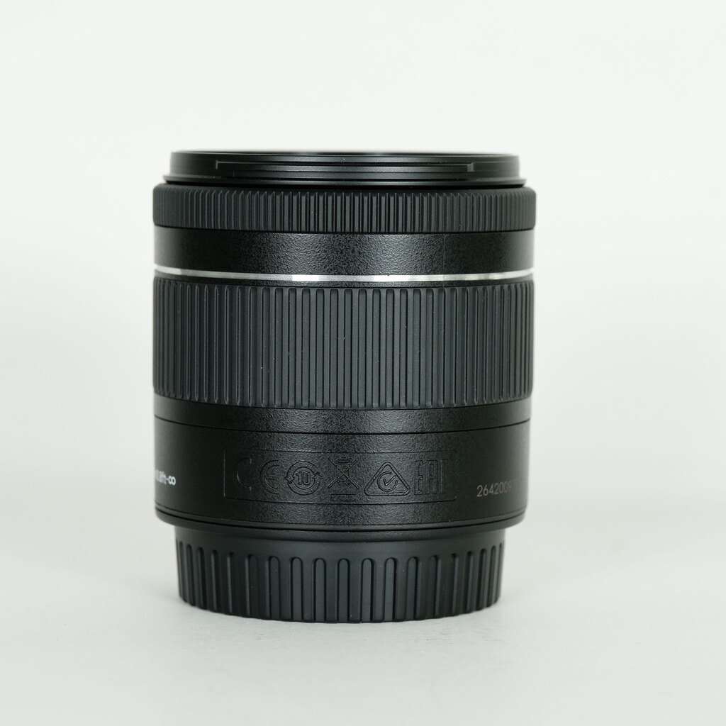 Canon EF-S18-55mm F4-5.6 IS STM