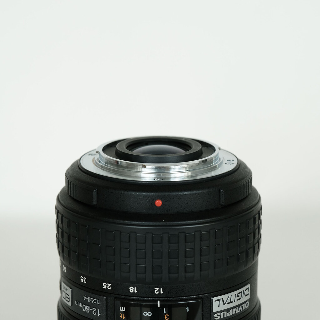 OLYMPUS ZUIKO DIGITAL ED 12-60mm F2.8-4.0 SWD