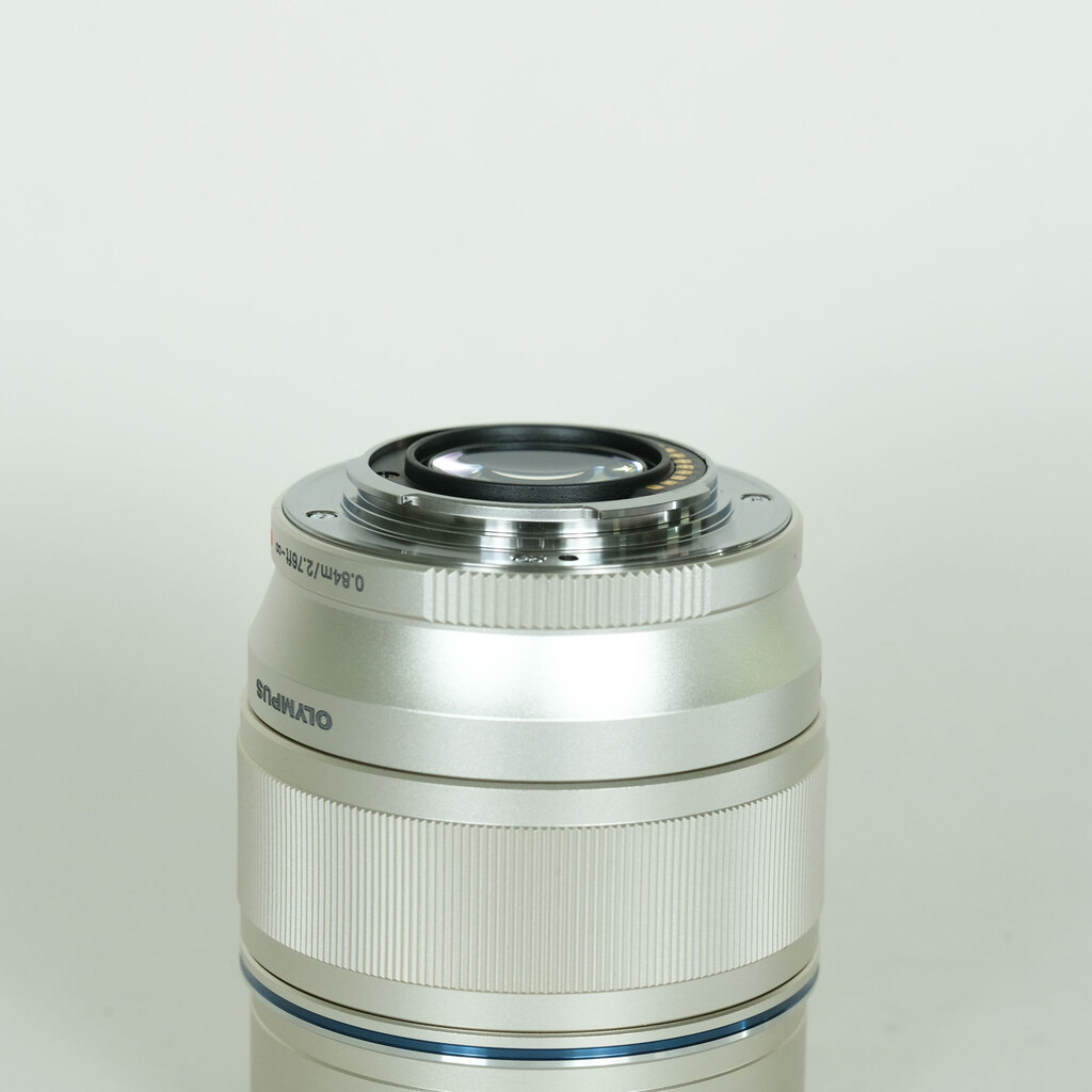 OLYMPUS M.ZUIKO DIGITAL ED 75mm F1.8