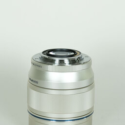 OLYMPUS M.ZUIKO DIGITAL ED 75mm F1.8