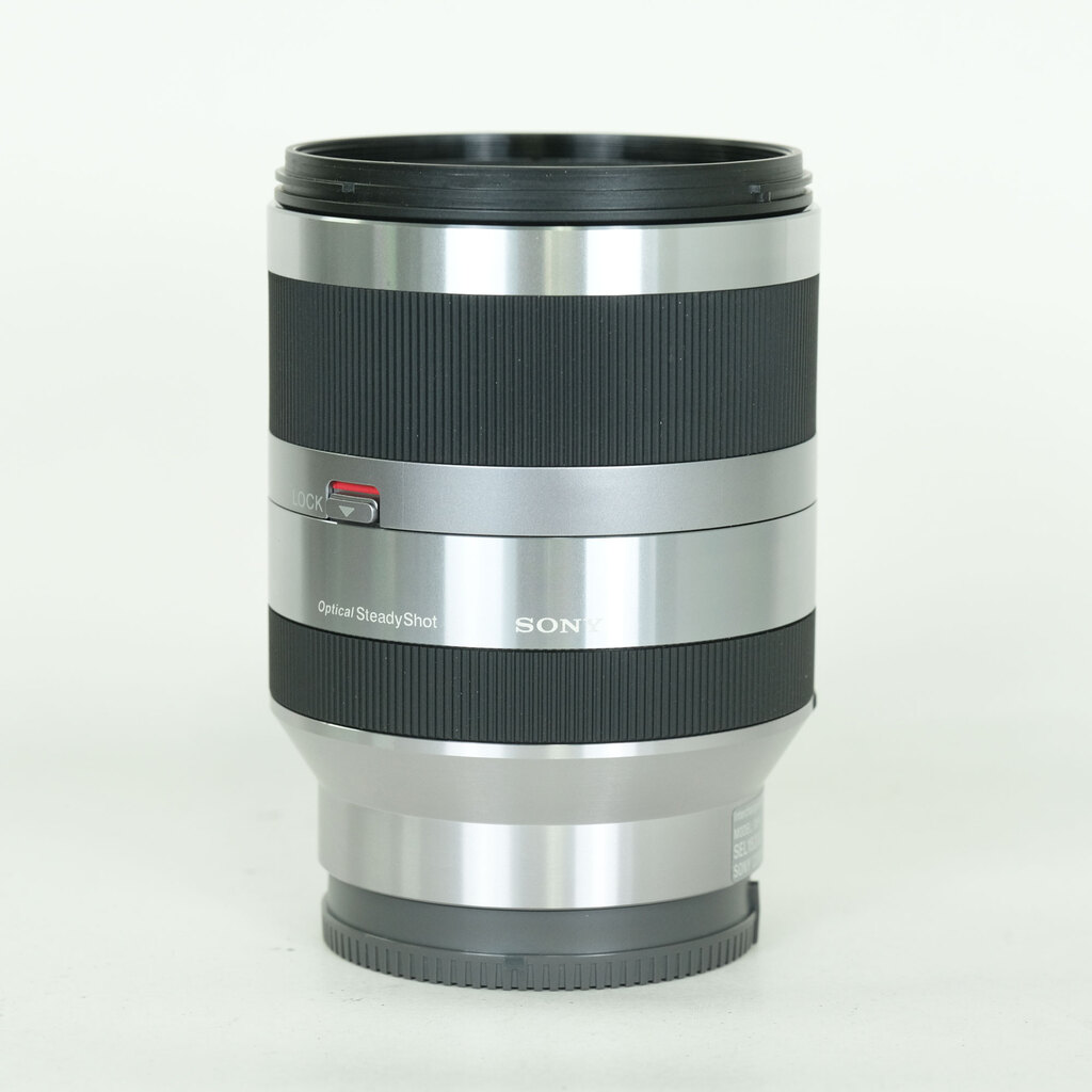 SONY E18-200mm F3.5-6.3 OSS SEL18200