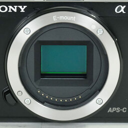 SONY α6000(ILCE-6000) SONY α6000(ILCE-6000)